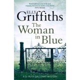 The Woman In Blue : The Dr Ruth Galloway Mysteries 8