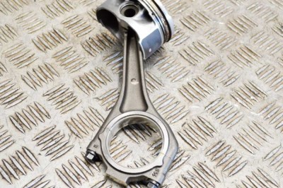 Piston JAGUAR F-TYPE Coupe X152 2016 15072959 foto