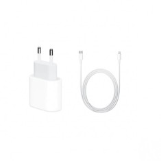 Set Incarcator Fast Charge 20W si Cablu de Date Fast Charge 1M Type-C-Lightning, quandes&reg;, Compatibil cu Apple iPhone 14 Pro / 14 Pro Max / 13 Pro Max