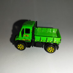 bnk jc Matchbox MB728 Mercedes-Benz Unimog