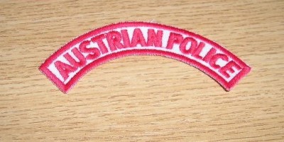 C7 187 - Ecuson tematica militara - politie - Austria - piesa de colectie foto
