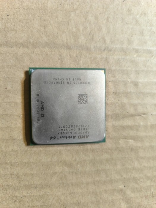 Procesor AMD Athlon 64 3000+ Socket 754 ada3000aik4bx