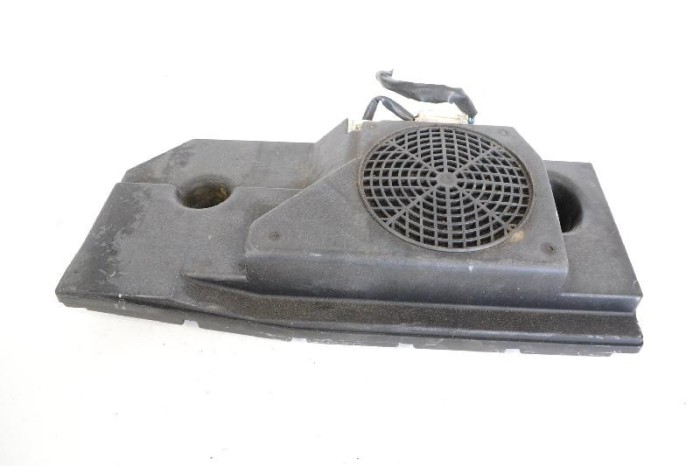 Subwoofer SUBARU FORESTER SH_ 2009 OEM: 86301SC340 4096457