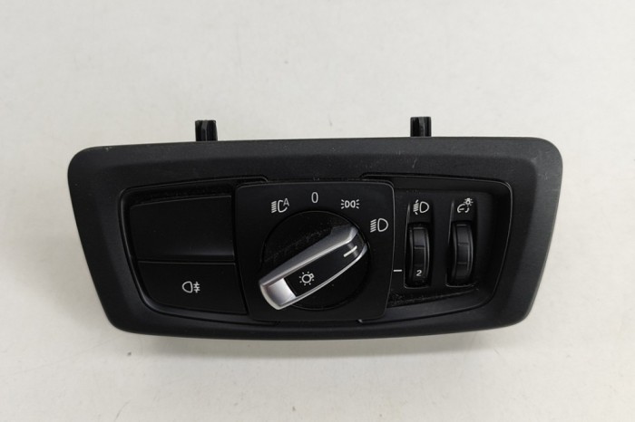 Modul de control comutator faruri BMW 2 Active Tourer F45 2019 OEM: 9865819 27135378