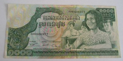 B11 - Bancnota foarte veche - Cambogia - 1000 riels - 1973 foto