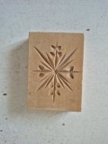 # Tipar / Formă din lemn pentru turtă dulce sau unt &ndash; Sculptat manual, 7x5x1 cm