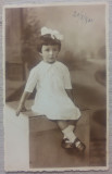 Fetita cu pampon// foto tip CP, 1940