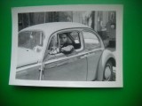 HOPCT 348 U BARBAT CU AUTOMOBIL FOTOGRAFIE VECHE TIP CP, Portrete