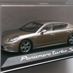 Macheta Porsche Panamera Turbo S Executive 2014 - Minichamps 1/43