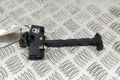 Limitator ușă dreapta față BMW 6 Gran Coupe F06 2014 OEM: 7275374 25972226 foto
