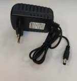 Alimentator 100-240V - 15V 3A conector 5.5x2.5mm