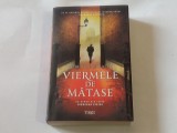ROBERT GALBRAITH - VIERMELE DE MATASE