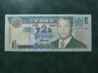 FIJI 2 DOLARI 2000 COMEMORATIVĂ foto