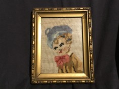 arta / design / vintage - Tablou goblen / cusatura copil cu basca rama din lemn !