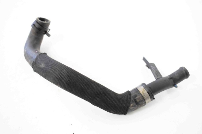 Furtun de lichid de răcire MERCEDES-BENZ C T-Model S205 2017 OEM: A2058306005 11012390