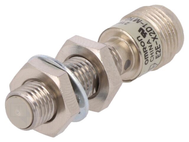 Senzor inductiv OMRON M8 12-24V IP67 NO 0-2mm cu 2 cabluri