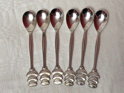 Set de sase lingurite argintate marcate TUPPERWARE (36) foto