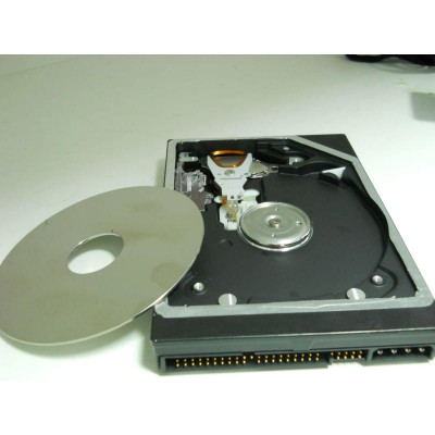 Service Hard Disk &amp;amp;#8211; SSD/ HDD ATA SATA foto