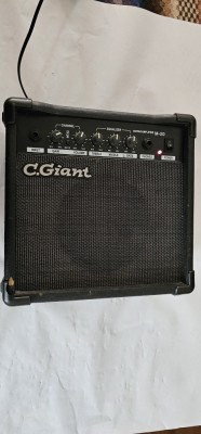 Amplificator Chitara C GIANT M20 . NEPROBAT ! foto