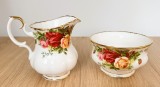 Letiera + zaharnita - portelan Englezesc - Royal Albert - Old Country Roses