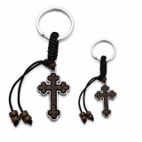 Cumpara ieftin Set 2 brelocuri maro-argintiu 9 cm cu cruce 4 x 2,4 cm, grosime 4 mm, inel 2,9 cm, snur maro inchis cu margele, accesorii crestine pentru chei si mart