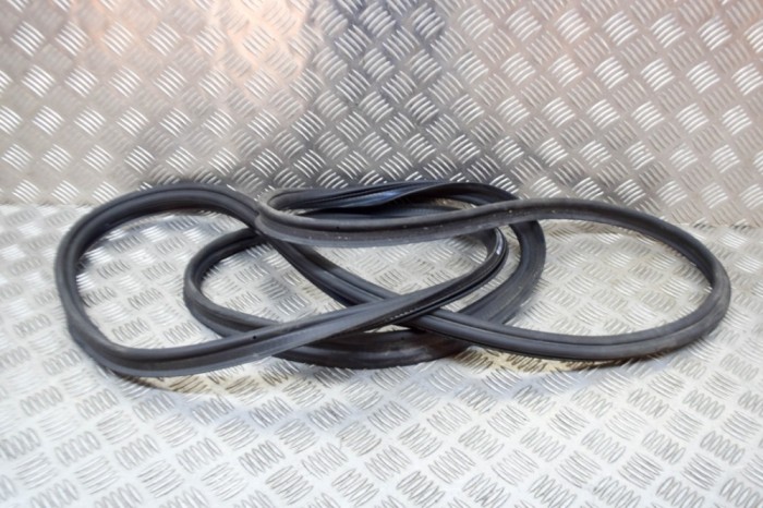 Garnitura de cauciuc haion AUDI A7 4K8 2019 OEM: 4K8827705B 13565517