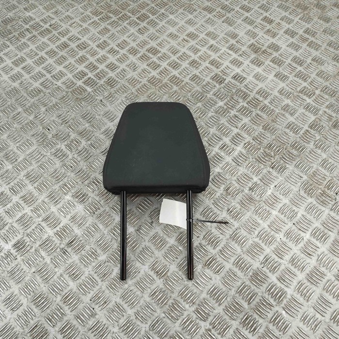 Tetiera AUDI Q4 SUV F4B 2024 OEM: 000881019J