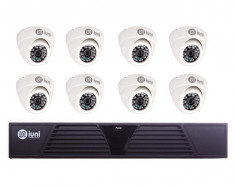 Sistem Supraveghere iUni 8 Camere CMOS 1 MP, 30 Led IR, DVR 8 Canale HD 720p, HDMI, VGA, 2 USB, LAN, PTZ, 4 canale audio foto