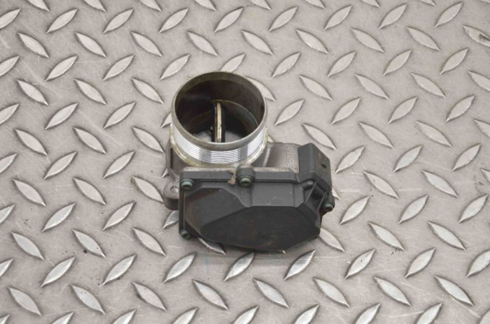 Corp clapetă AUDI Q5 8R 2016 OEM: 059145950AF