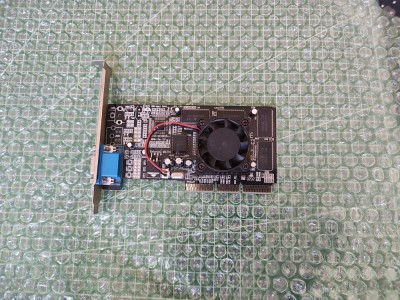Placa video AGP model 10 - testata foto