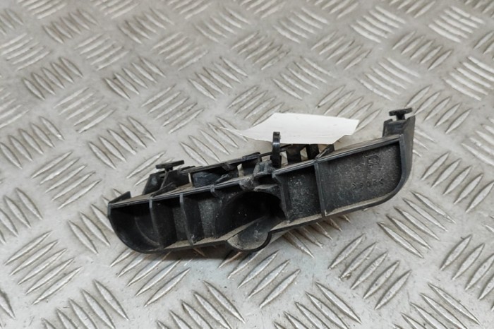 Suport bara de protecție dreapta spate LEXUS CT ZWA10_ 2011 OEM: 52562-76010 28964607