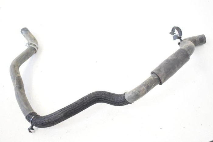 Furtun de lichid de răcire TESLA MODEL S 2016 OEM: 1065815-00-C,1065815-00 10821331