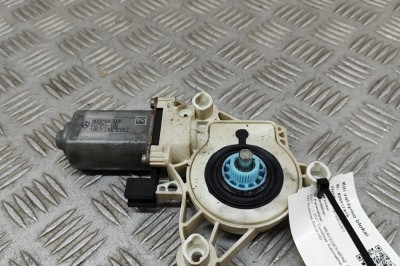 Motor macara geam ușă dreapta spate MERCEDES-BENZ C W206 2021 OEM: A0009065008 26957479 foto