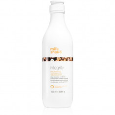 Milk Shake Integrity balsam profund hrănitor pentru toate tipurile de păr 1000 ml