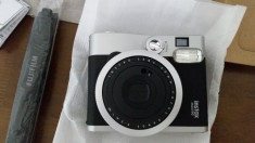 Camera / Aparat foto instant Fujifilm Instax mini 90 tip Polaroid foto