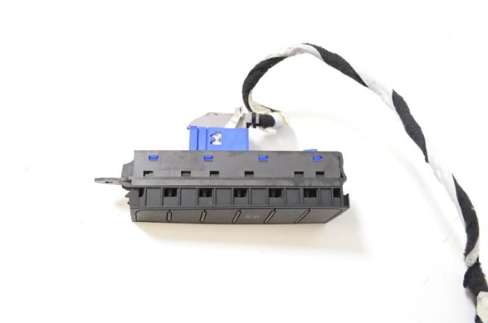 Panou de butoane VW PASSAT B7 362 2014 OEM: 3AC927131J 2817156