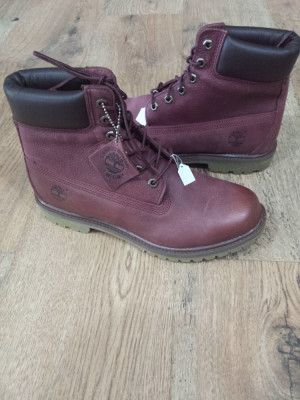 LICHIDARE STOC! Bocanci TIMBERLAND 6inch premium mettalic finish originali 41/42 foto