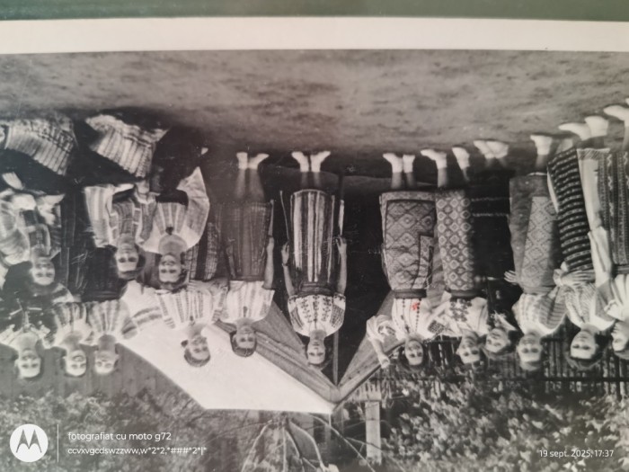 FOTOGRAFIE PORT POPULAR ROMANESC , Straie de colectie , anii 1930-1940 ,carte postala deosebita , interesanta ,