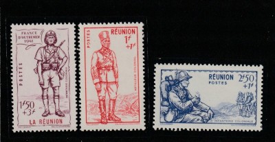 Reunion , Colonii franceze 1941 - Omnibuse , Apararea tarii , serie 3 valori, dantelate , MNH , Mi.187-189 foto