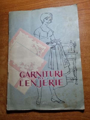 garnituri de lenjerie - din anul 1961 foto