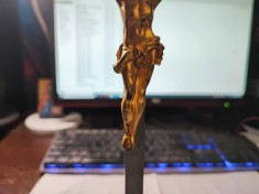 Crucifix vintage din metal