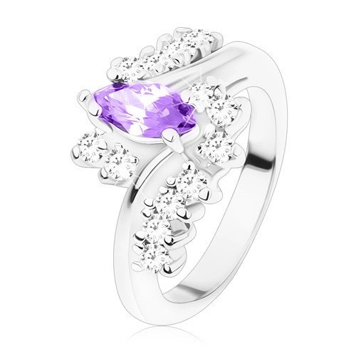 Inel de culoare argintie, zirconiu violet &icirc;nchis &icirc;n formă de bob fațetat, linii din zirconiu transparent - Marime inel: 49