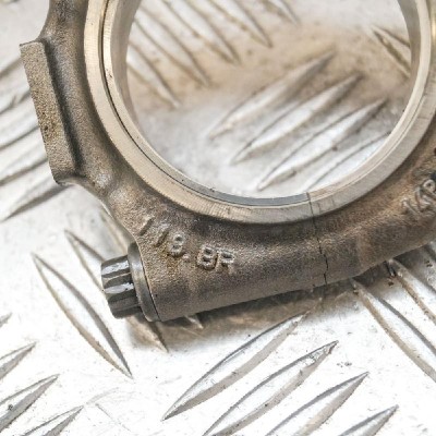 Piston PORSCHE MACAN 95B 2015 OEM: 9461030603994610301936 3315621 foto