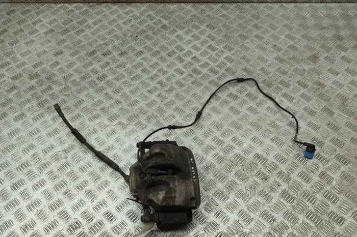 Etrier de fr&acirc;nă dreapta față MERCEDES-BENZ E T-Model S213 2018 OEM: A2054210281 30772032
