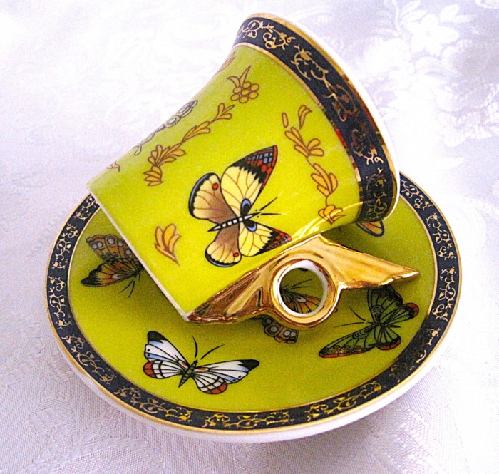SET CAFEA PORTELAN L. DAKE &amp; ZN OLANDA DECOR CU FLUTURI CEASCA CAFEA ESPRESSO CU FARFURIE