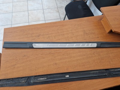 Protecție prag dreapta Skoda Octavia 2 Vrs foto