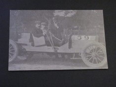 Automobil de Cursă , cu Echipaj - Carte Poștală Franța ,Necirculată