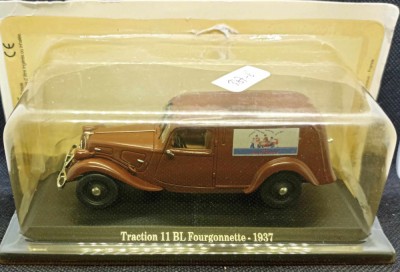 Macheta Citroen Traction 11 BL - Universal Hobbies/Altaya 1/43 foto