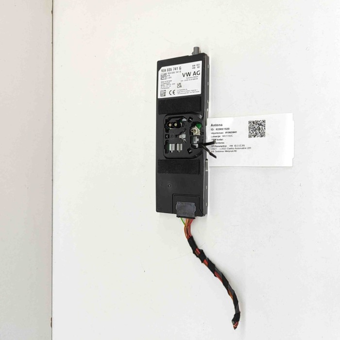 Amplificator de antena VW ID.5 E39 2023 OEM: 1EA035741G,1EA035741D