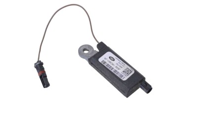Amplificator de antena LAND ROVER RANGE ROVER VELAR L560 2017 OEM: J8A2-18C901-JA foto